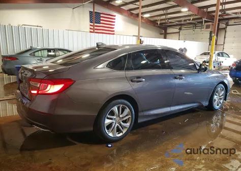 2019 Honda Accord Lx z USA, uszkodzony, nr VIN 1HGCV1F14KA124257